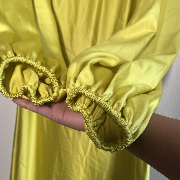 New never used Ieena Mac Duggal Chartreuse Satin Long Blouson Slv Gown s… - Picture 7 of 16